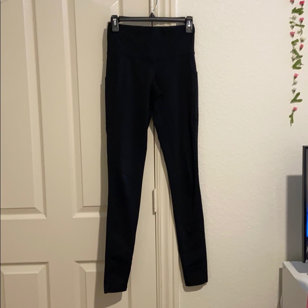 black leggings